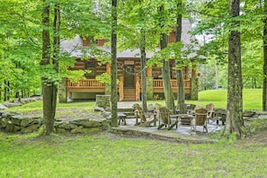 Yard | Patio w/ Fire Pit