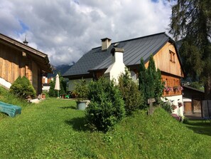 Terrasse mit Sauna