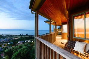 Tasman Vista - Nelson Holiday Home