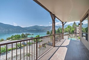 Private Balcony | Keyless Entry | 2 External Security Cameras (Facing Out)