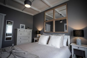 Master bedroom with queen bed