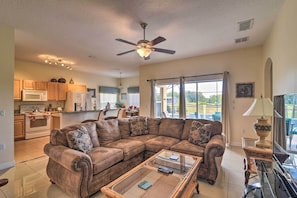 Living Room | Cable TV | Central A/C