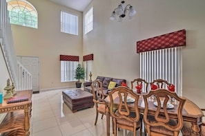 Dining Table | Dishware & Flatware Provided