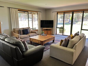Living area with TV 