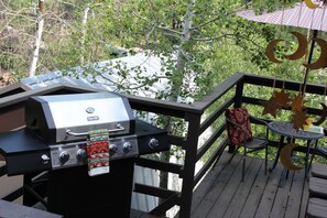 BBQ on the Balcony!
