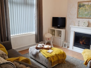 Cosy living room | Sonny Cottage, Garnant, near Ammanford