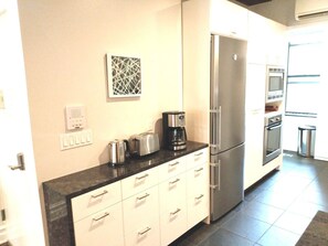 Fully equipped open kitchen