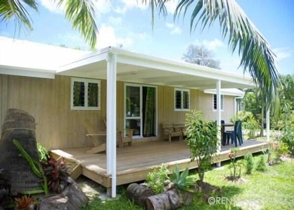 Arorangi Retreat