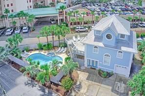 Bird’s-eye view of your beachside escape