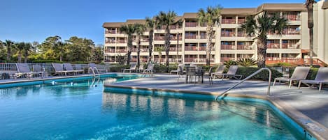 Hilton Head Island Vacation Rental | 1BR | 1BA | 540 Sq Ft | Steps to Enter