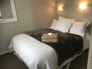 Queen Bed