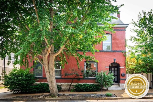 Your charming home away from home in historic Soulard