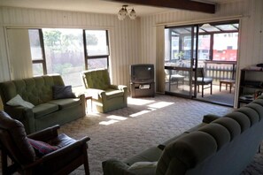 Large sunny lounge