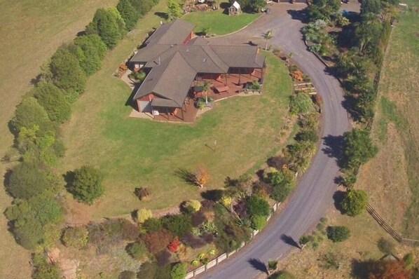 farm house