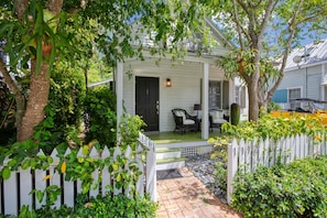 Private front porch