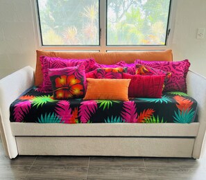 Day bed, sleeps 2