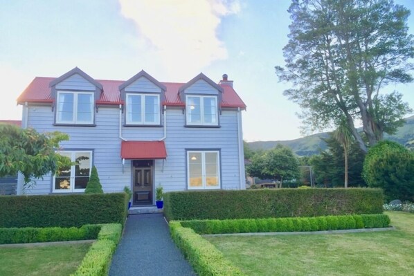 Maison du Campagne in French Farm, Akaroa