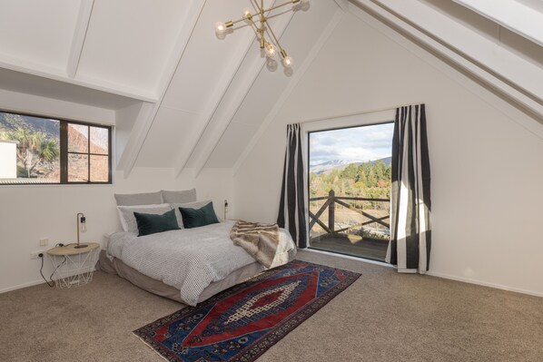 Main Bedroom Upstairs