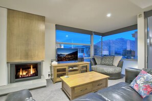 Lounge space.