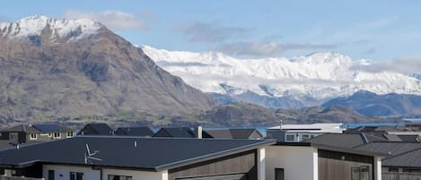 Treble Cone vista