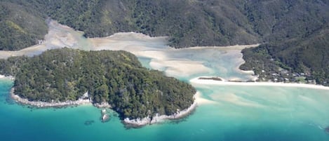 Torrent Bay