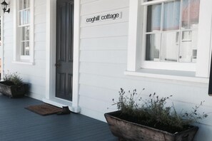 Coghill Cottage