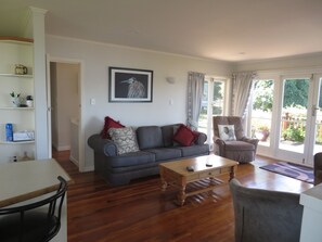 Wide view of the lounge / Living room