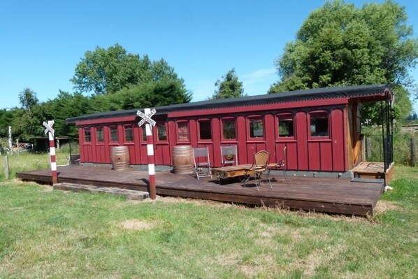1889 Train Carriage