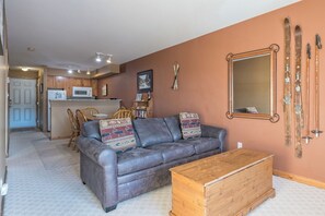 Pullout Couch 
