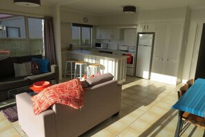 Living/dining/kitchen
