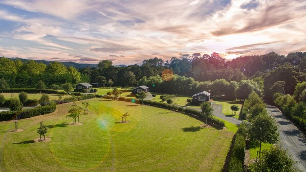 Overview of the cottages from the sky