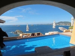 View from swimming pool to the sea