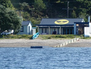 Drag kayaks from section directly onto water