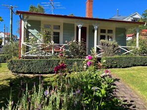 Albion Cottage
