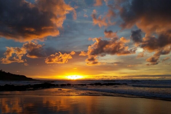 Raglan Points Sunset