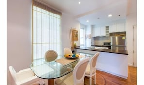003 San Ploen 2br beachfront 562