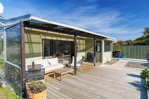 Deck and barbeque area