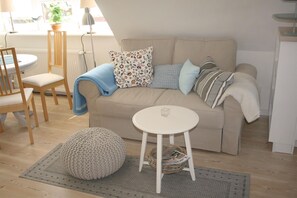 Sofa in holiday apartment "himmelreich" in Norddorf on the island Amrum