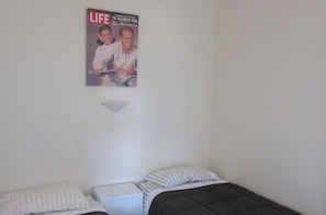 Single bedroom