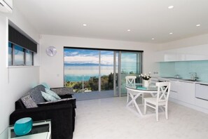 Beautiful modern, high-spec. fit-out