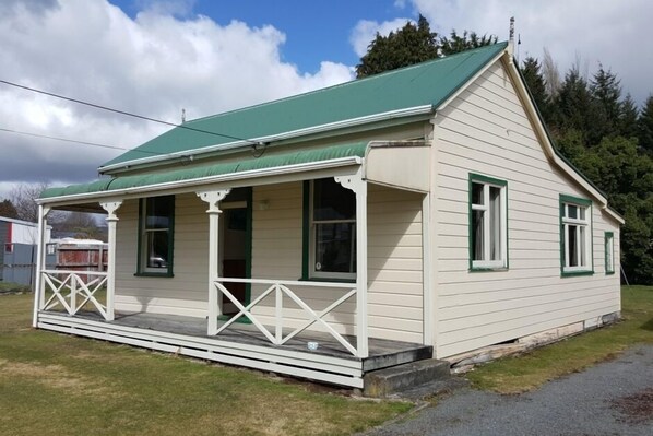 Front of cottage