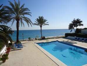 Oasis Club pool overlooking beach