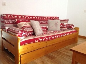 Savoyard sofa