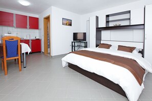 comfortable double bed