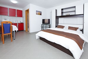 comfortable double bed