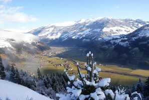 Skidåkning och snöaktiviteter
