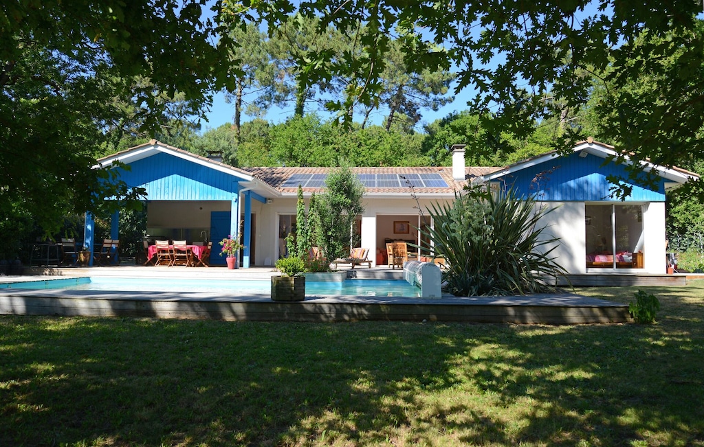 Picture of villa