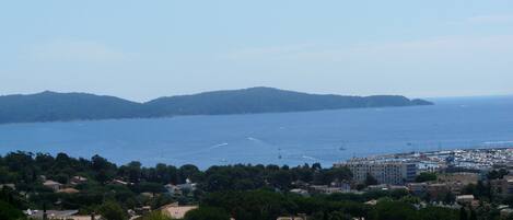 vue terrasse sur Cavalaire et Gigaro 