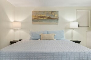 King-sized bed with USB bedside tables and a white noise machine for those liking ambient noise.