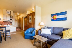 All that best that Steamboat and Colorado have to offer.  Steps from the slopes!